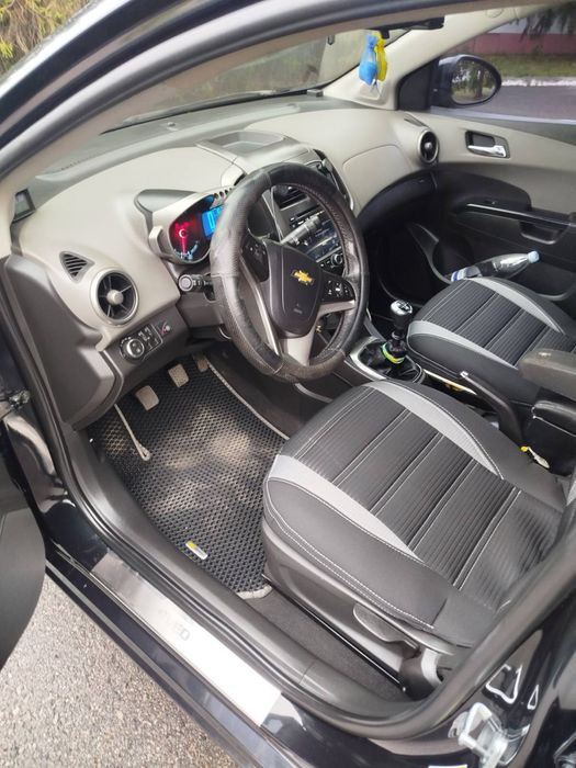 Chevrolet Aveo T 300