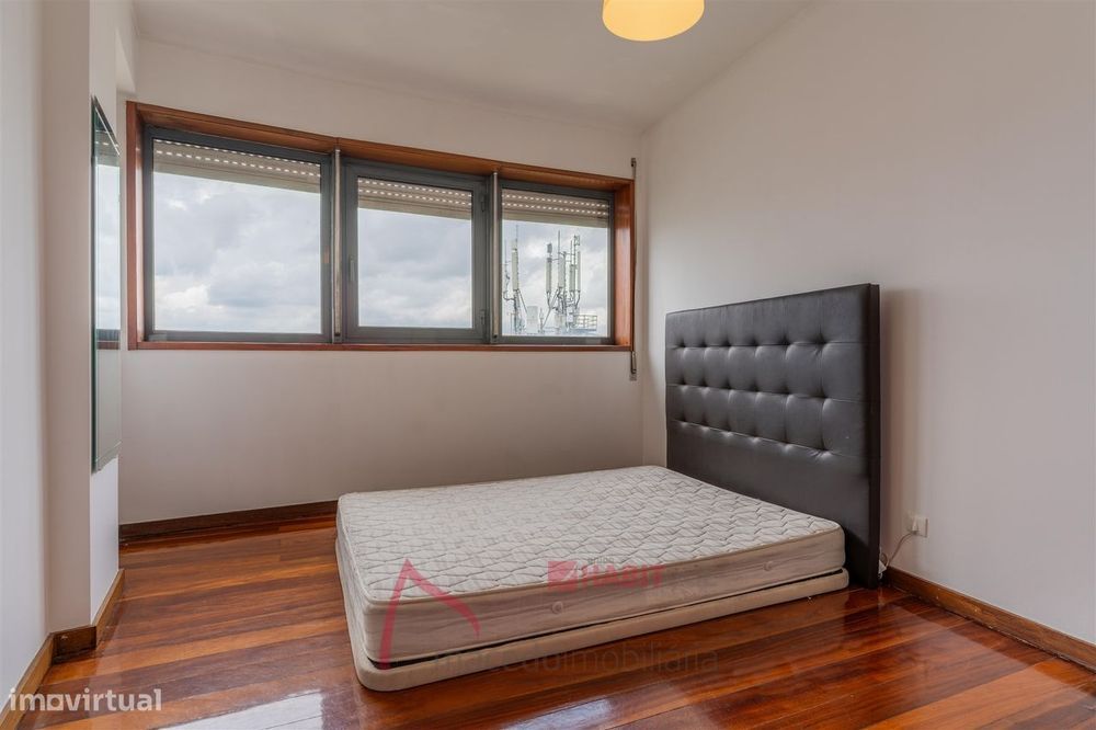 Apartamento T4 Mobilado à Venda em São Vicente, Braga