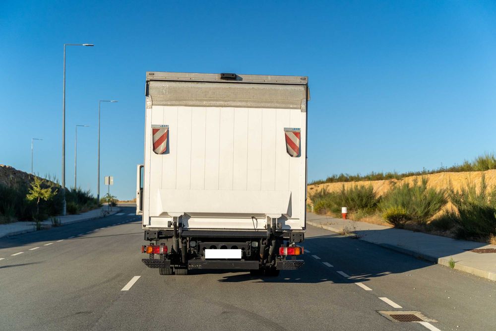 Camião Man TGL-12.250