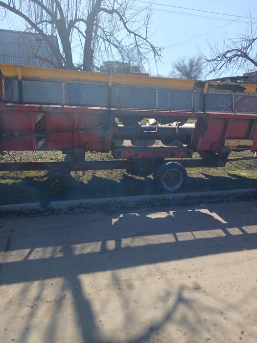 Продам Комбаин  Лаверда 3890