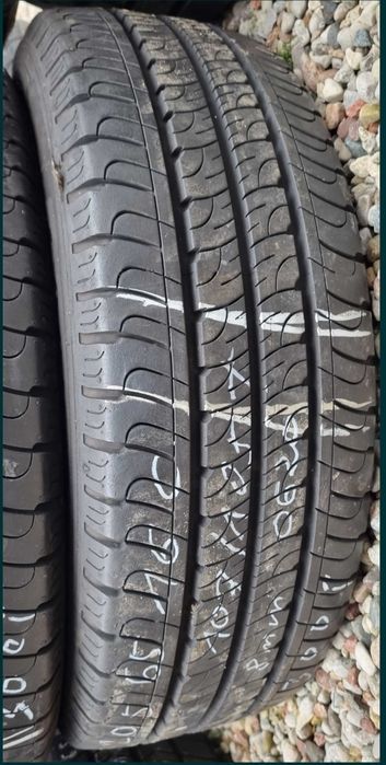205/65R16C Goodyear Efficient Grip Cargo Lato