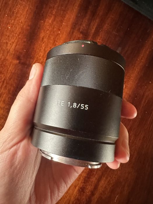Обьектив Zeiss 55mm 1.8.