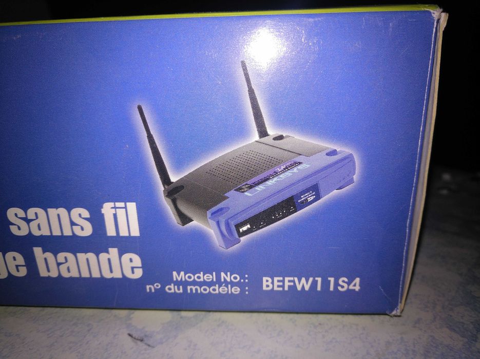 Linksys Wireless-B Router Model BEFW11S464750735362817121