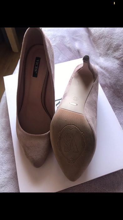 Szpilki pudrowy róż