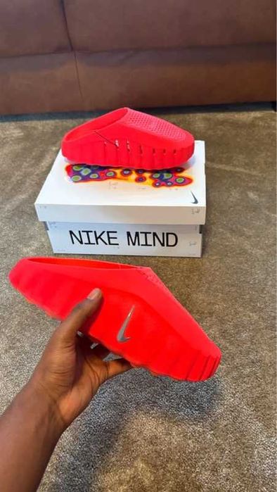 Nike Mind 001 Slide Solar Red Rozmiar 44