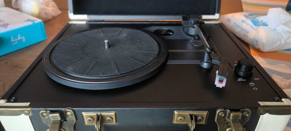 Crosley Gira-Discos - CR6019A BK