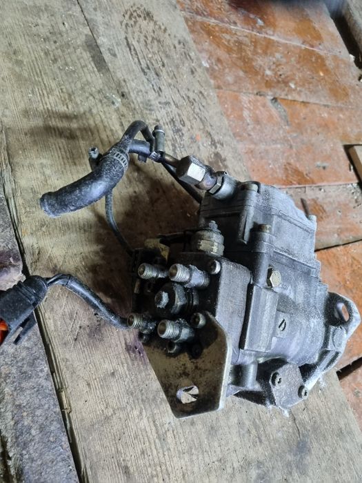 ТНВД Топлівна пассат б5