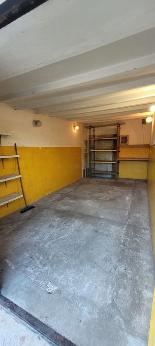 Wynajmę garaż murowany z prądem i regałami – ul. Macedońska, Kraków - Widok 3
