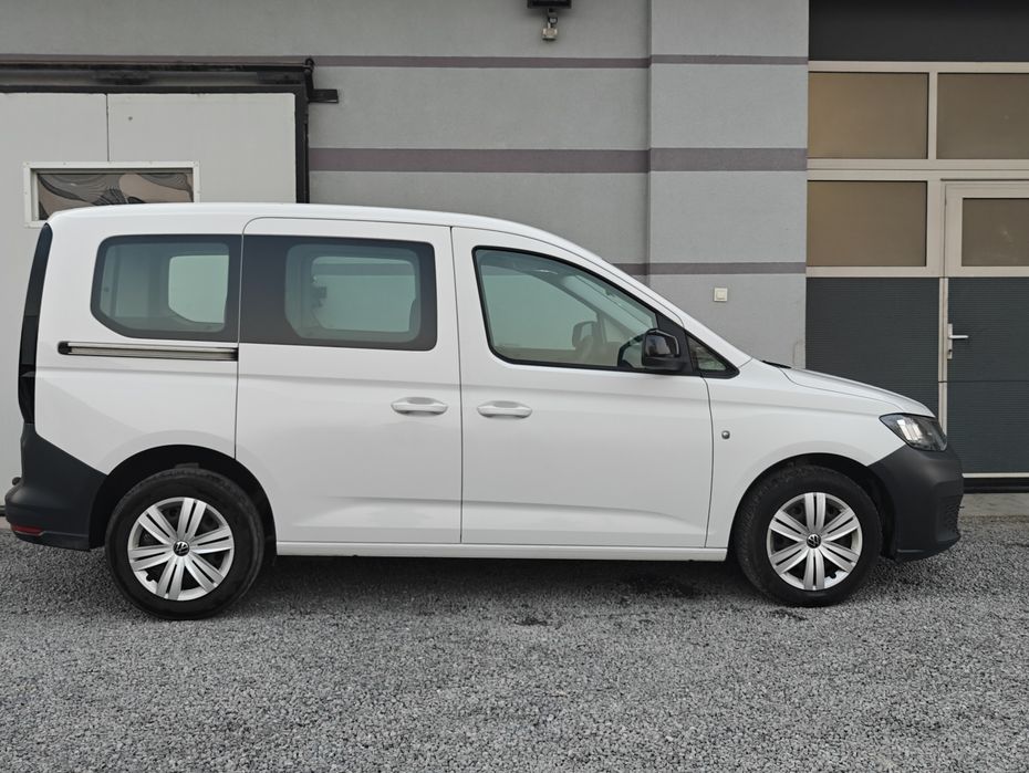 Volkswagen Caddy V 2021r 2.0 Diesel 102KM 5 osobowy Bogate Wyposażenie