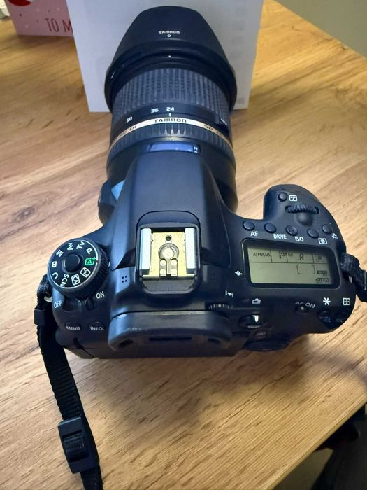 Canon EOS 70D + Tamron 24-70mm f/2.8 + Canon 18-55mm f/3.5