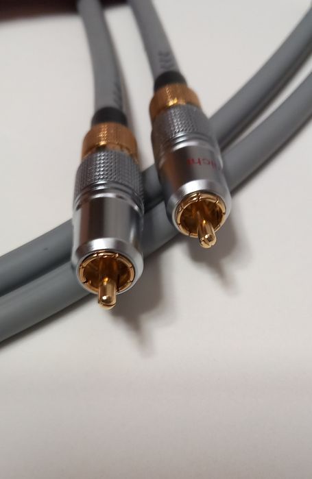 Cabo interconexão Tara Labs Prism solid core