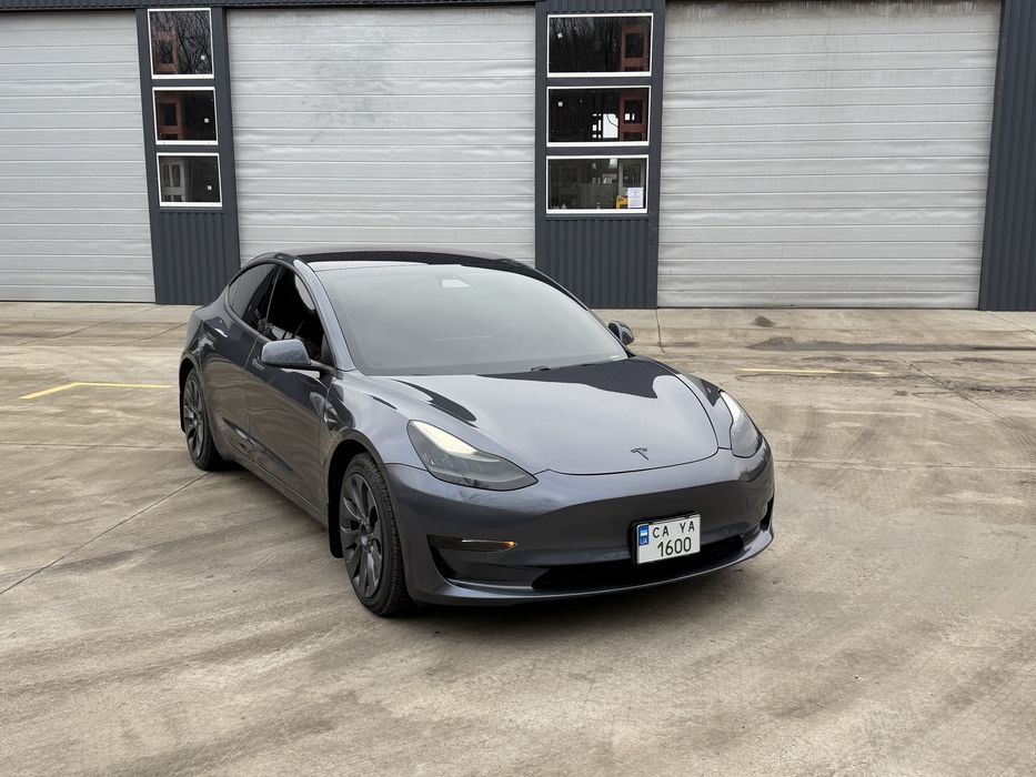 Tesla 3 повний привід, запас ходу 400+, обмін