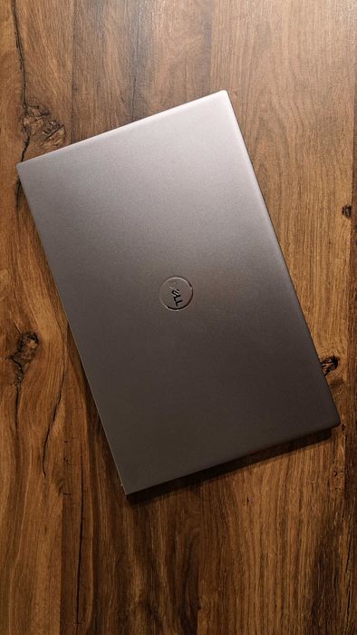 laptop Dell Vostro 5510 i7 / 32 /512