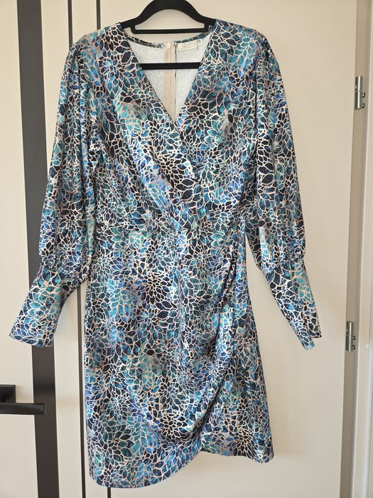 Elegancka sukienka