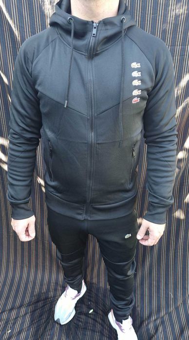 Fato de treino todo bordado slim fit