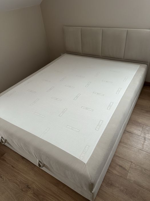 Łożko z pojemnikiem  160x200