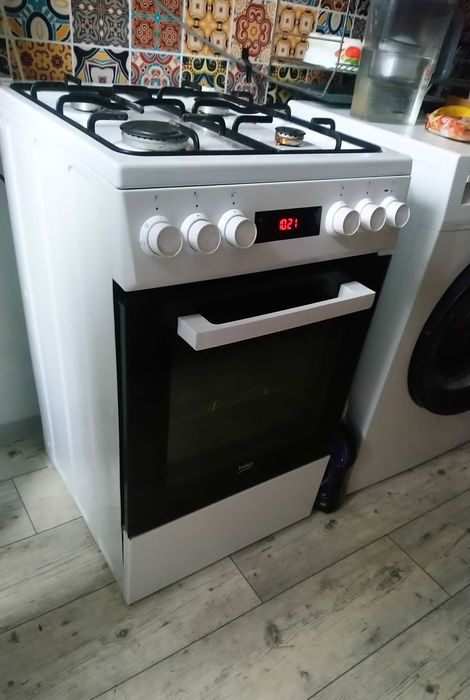 Okazja!- Kuchenka ''BECO FSE52321DWD''