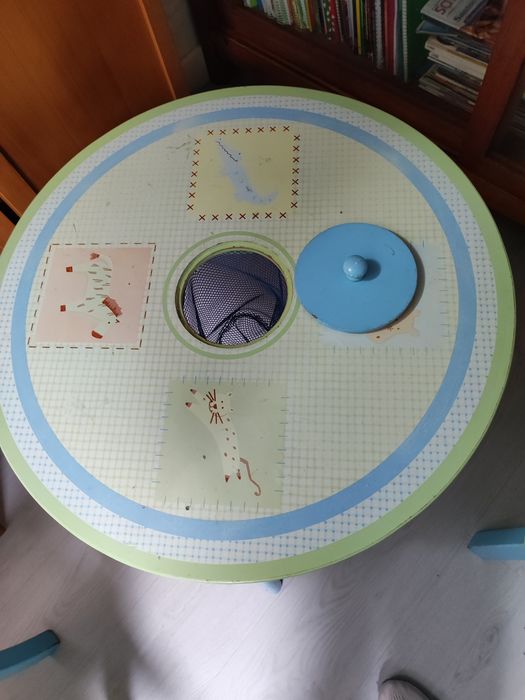 Mesa de criança baixinha
