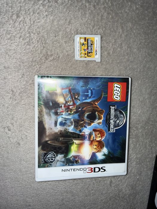 Nintendo 2DS XL + 2 gry + ładowarka