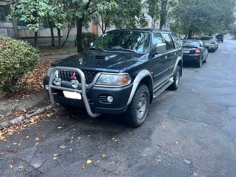 Продам Pajero sport 1