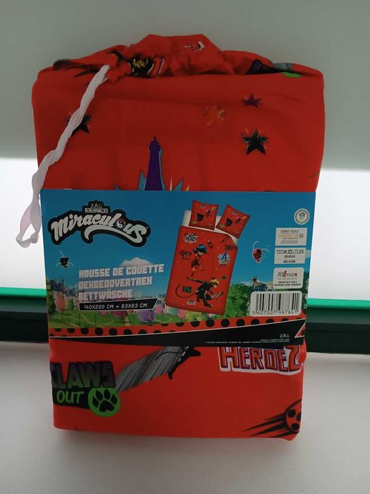 Capa de Edredão em microfibra + 1 Fronha Miraculous Ladybug Battle
