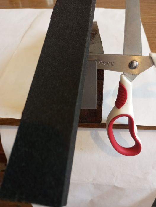 Точилка для ножей