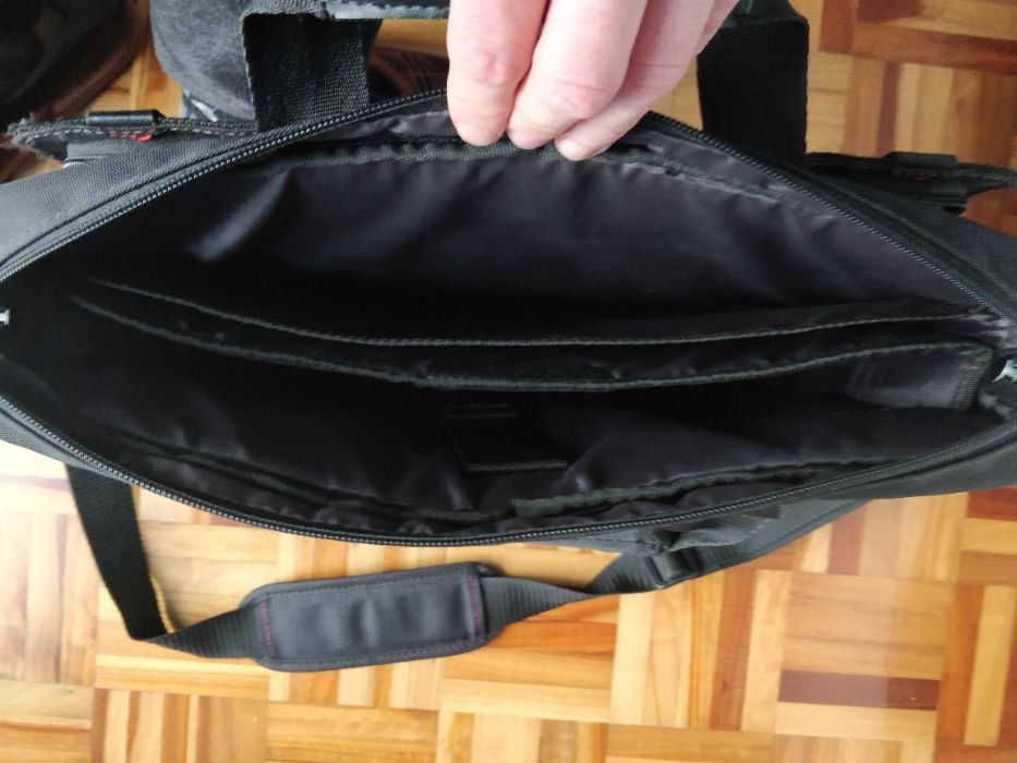 Mala Portatil Targus