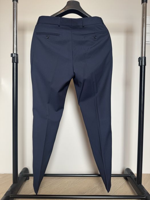 Garnitur męski Pako Lorente, slim fit, granatowy, pokrowiec