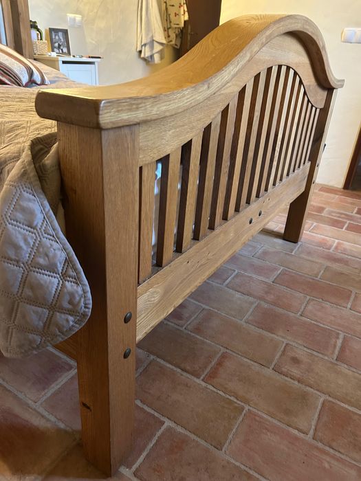 Cama madeira maciça, estrato e colchao