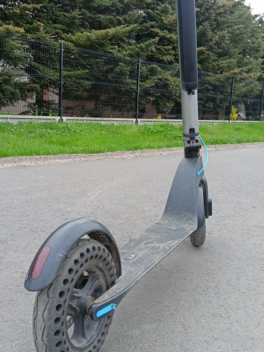 Sprzedam hulajnoge elektryczną Blaupunkt (na części )