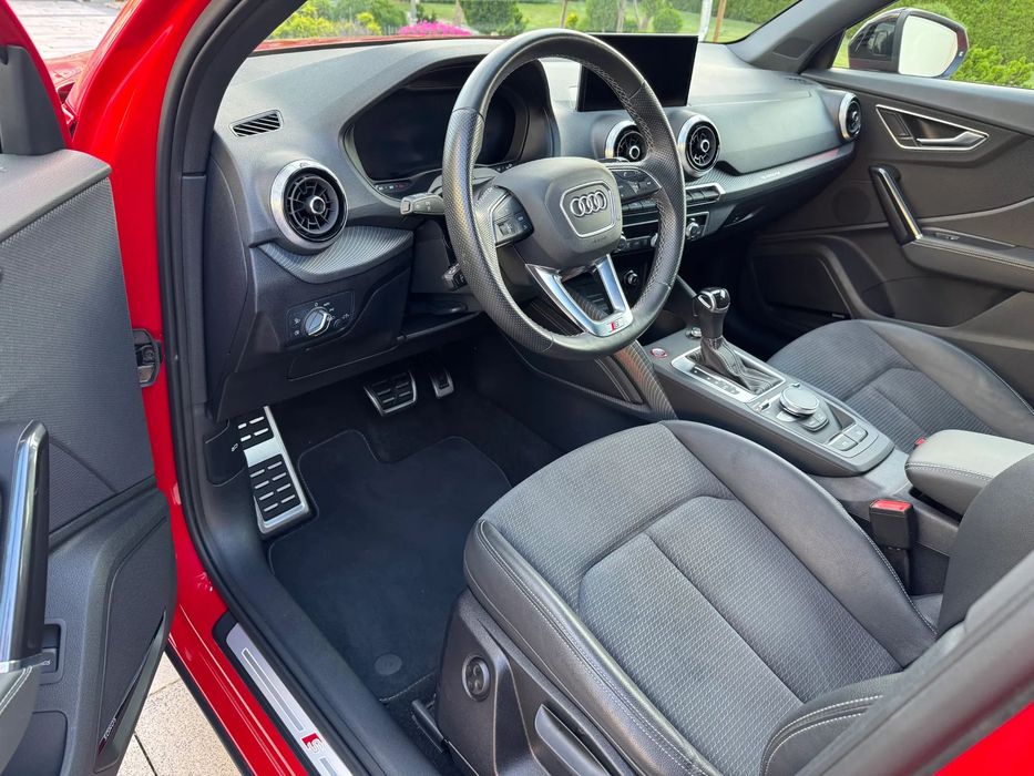 Audi SQ2 Faktura VAT 23%
