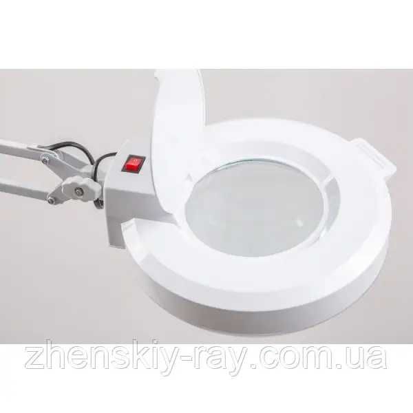 Лед лампа-лупа с крышкой напольная на колёсах