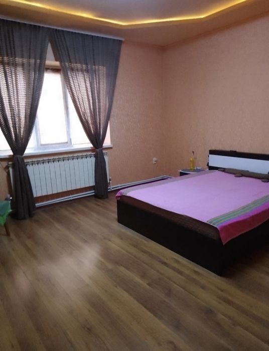 Продам 3-поверховий будинок 270 м² у Кам’янському