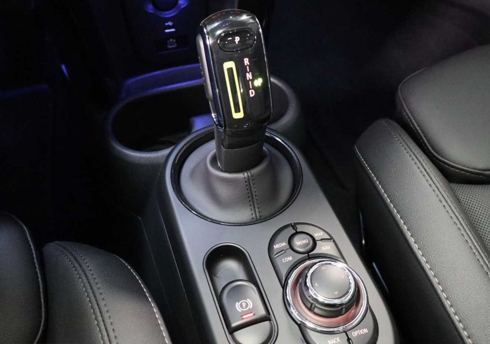 2023 MINI Cooper SE Electric Premium Plus | Low Mileage (12300 km)