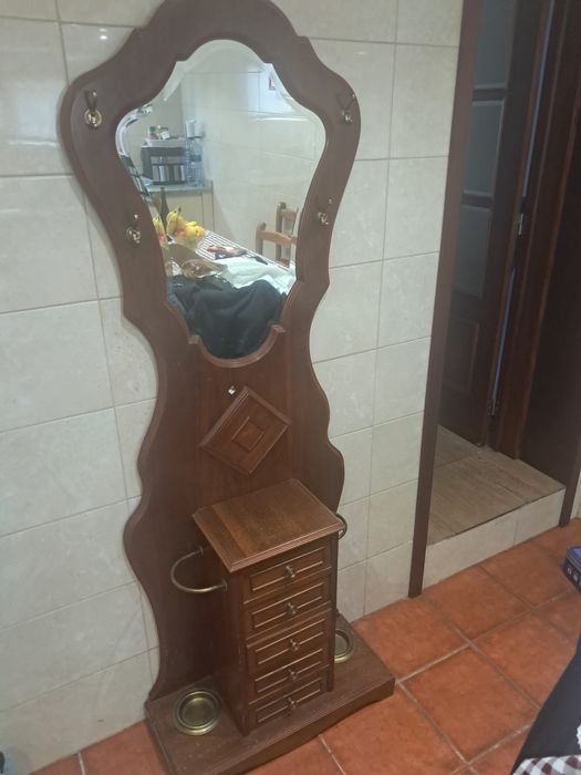 Movel espelho com arrumação NEGOCIAVEL