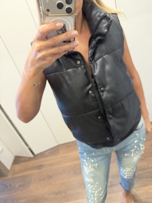Жилетка кожзам Zara