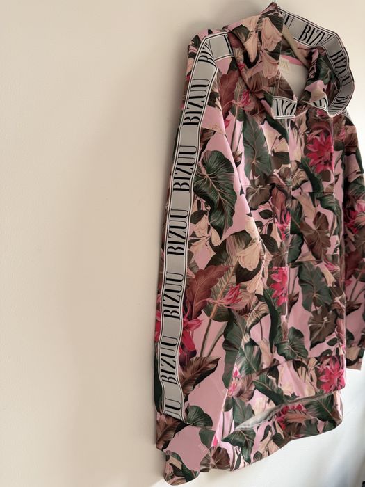 Bluza Bizuu roz. 36 38 kaptur