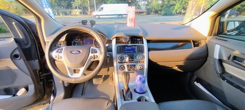 Продам наше семейное авто.. ФОРД ЭДЖ.. 2013 первое поколение !!!