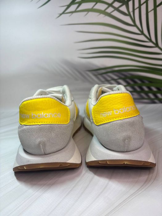 Продам нові кросівки 36 розмір