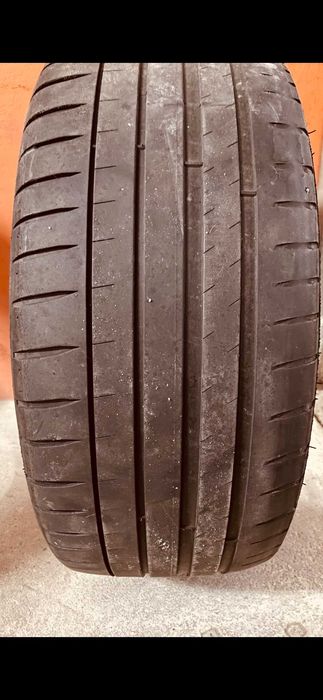 Michelin Pilot Sport 4S 225/40R18