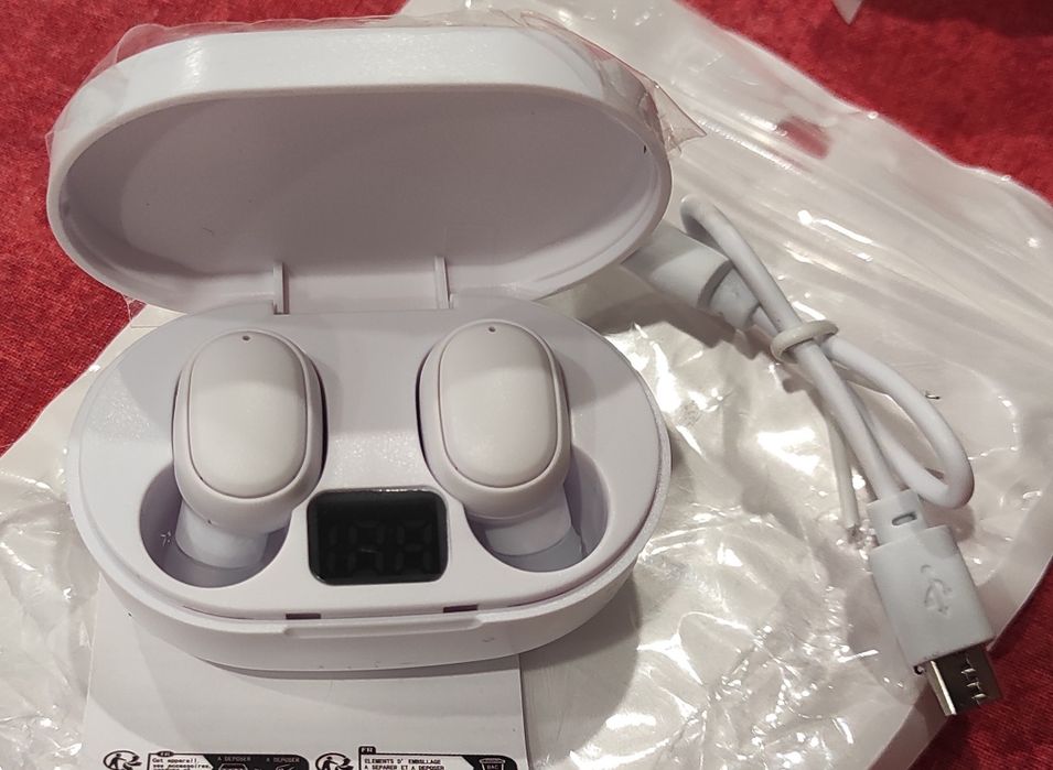 Auriculares bluetooth novos