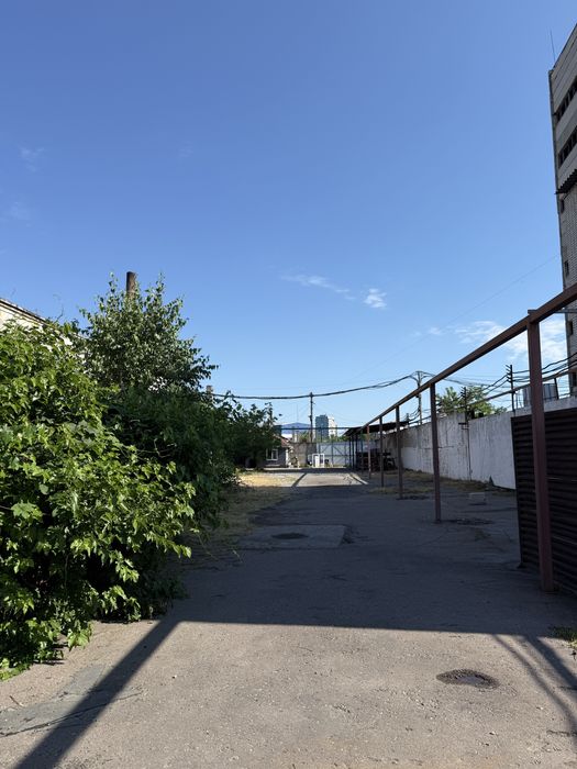 Здаєттся складське приміщення ( виробничий цех)