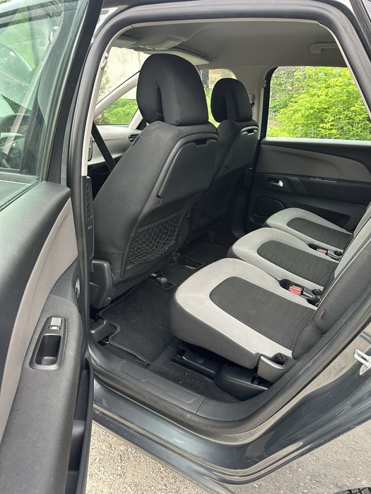 Citroen picasso.