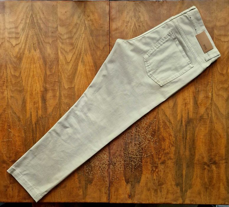 Джинсы.Чиносы (Hugo Boss) размр. W36-L31/32 . Made in Germany !