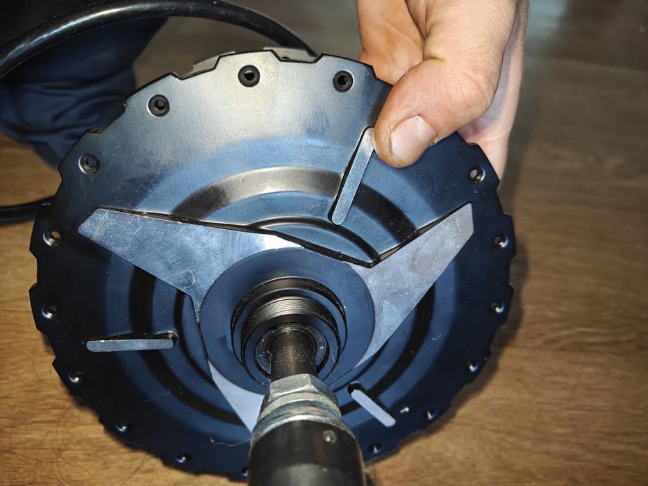 Мотор редукторный MXUS GDR-19 FAT 1200 Вт 48V трещотка дропаут 175 мм