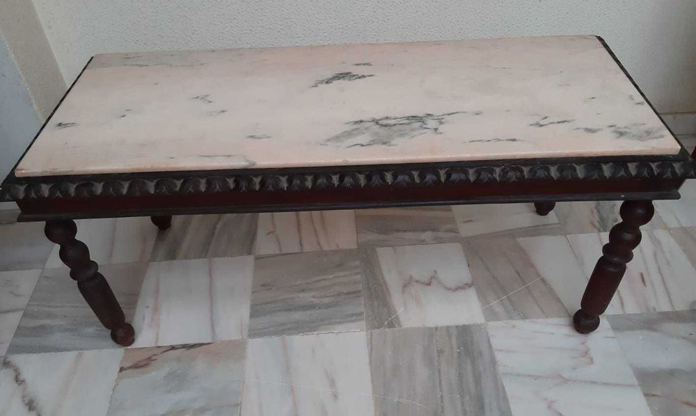 Mesa Centro c/Tampo Pedra Mármore