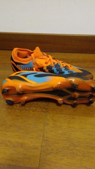 Chuteiras Adidas excelentes