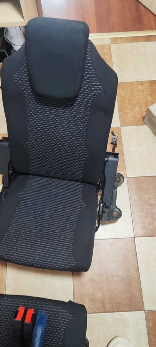 Fotele 3 rząd C4 Grand Picaso 2.0hdi