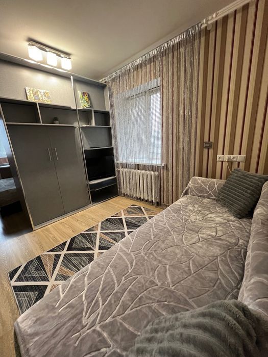 Погодинно,  подобово кв. від власника,Центр. ринок, Цум, Світло Є!