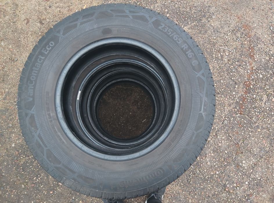Demo opony BUS Continental Van Contact Eko 235/65 R16C 2022 r